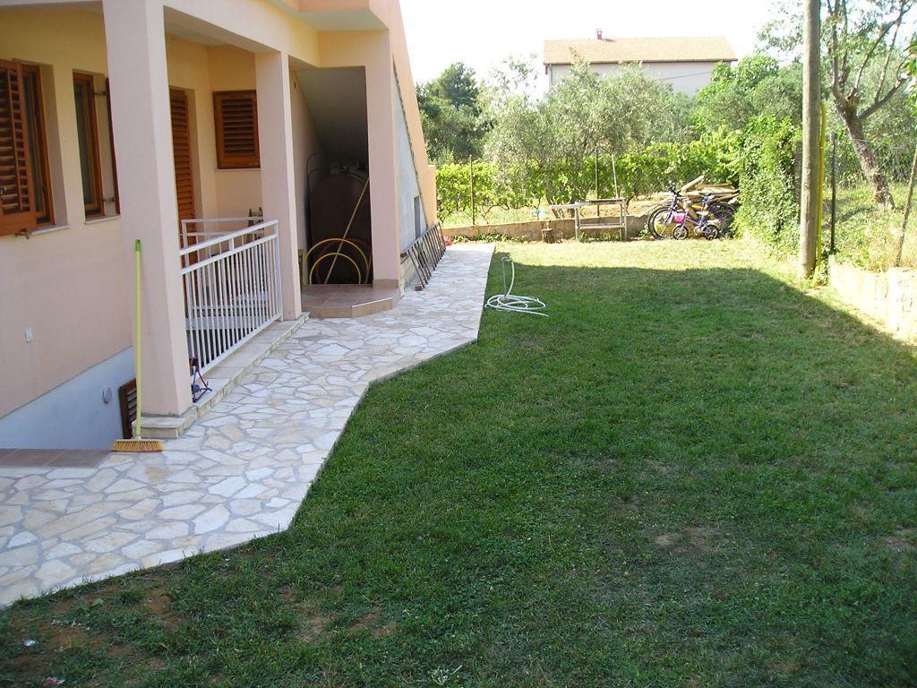 Apartments Vodopija 300M To The Beach Sveti Filip i Jakov Exteriör bild